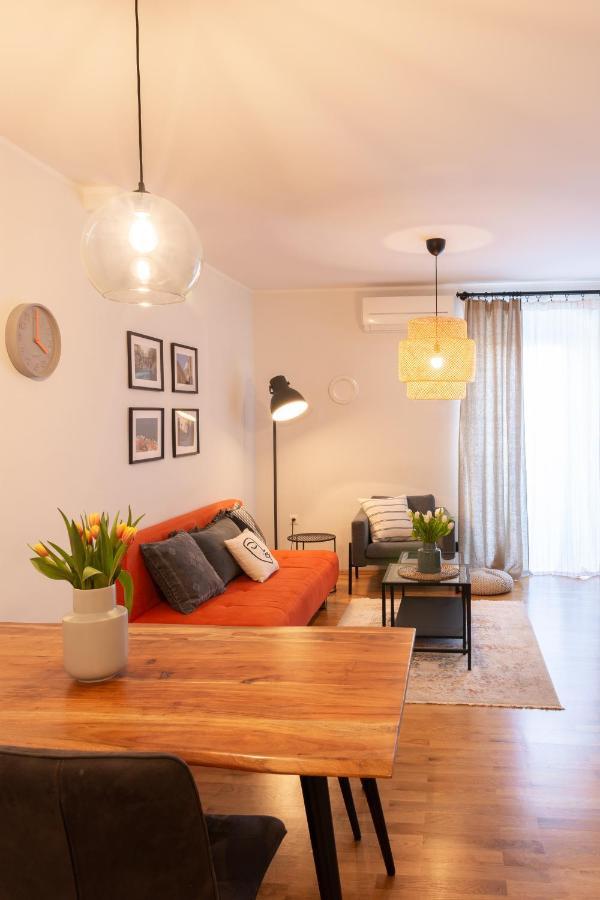 City Garden Apartment Пореч Екстериор снимка